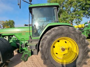 TRACTOR JOHN DEERE 8300 #26117