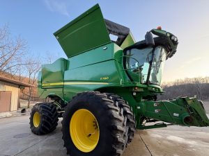 COSECHADORA JOHN DEERE S780 # 24381