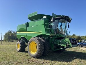 COSECHADORA JOHN DEERE S670 # 26201