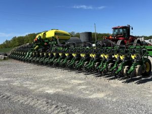 PLANTADORA JOHN DEERE DB60 # 24430