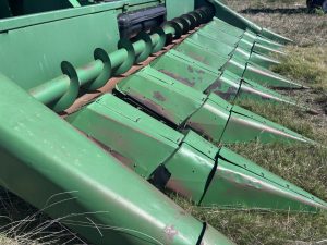 MAICERO JOHN DEERE 843  # 26172