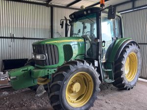 Tractor John Deere 6320 #26242
