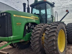 TRACTOR JOHN DEERE 9220 # 27158